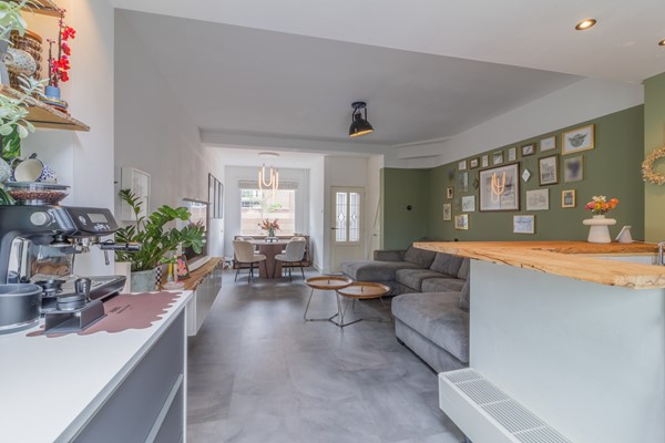 Medium property photo - Tolstraat 2B, 2405 VR Alphen aan den Rijn